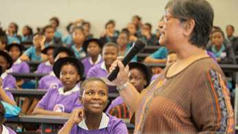 DigiGirlz - Inspiring young girls to understand the power of digital platforms!