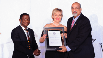 Platinum Award for leading AIDS researcher